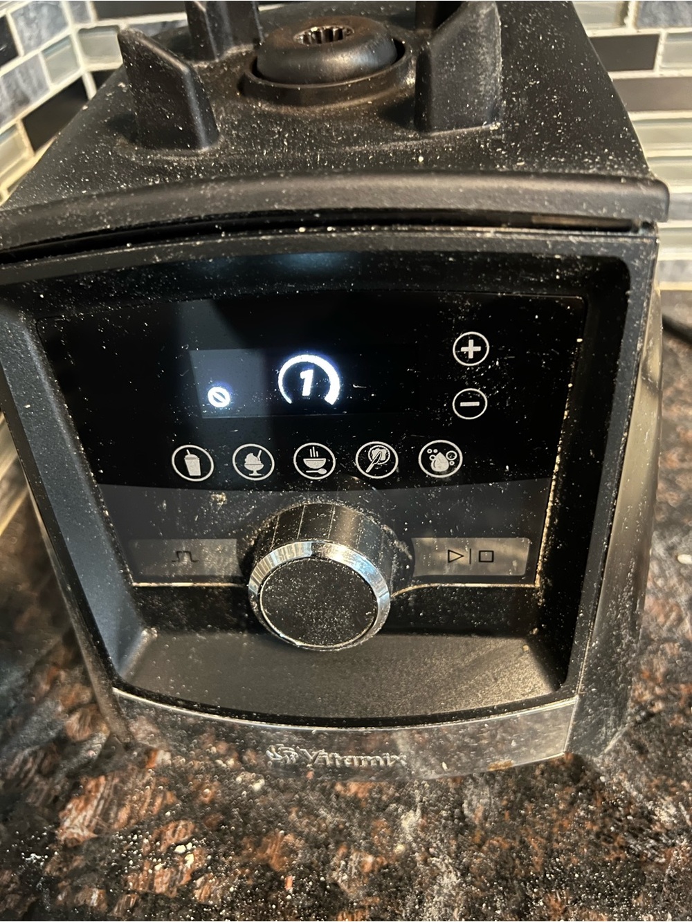 Vitamix Blender - Picture 3 of 7